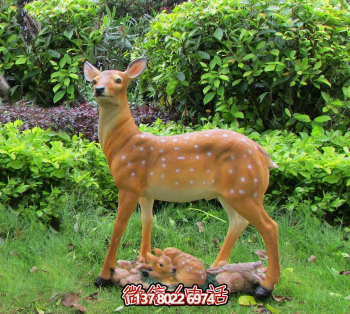 玻璃钢雕塑小鹿环护公园彩绘温馨美观的园林装饰 玻璃钢雕塑小鹿环护公园彩绘温馨美观的园林装饰